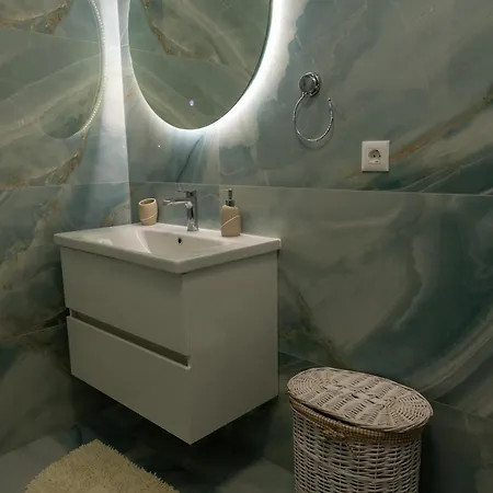 Lana Apartman